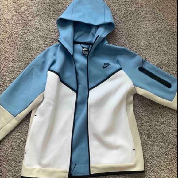 COPY - Nike blue tech fleece - Picture 2 of 2